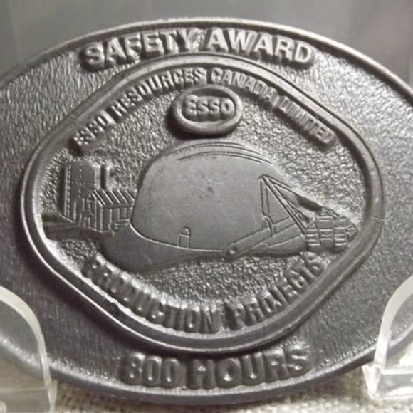 Vintage ESSO Gas Industrial Sector Belt Buckle - Picture 1 of 5